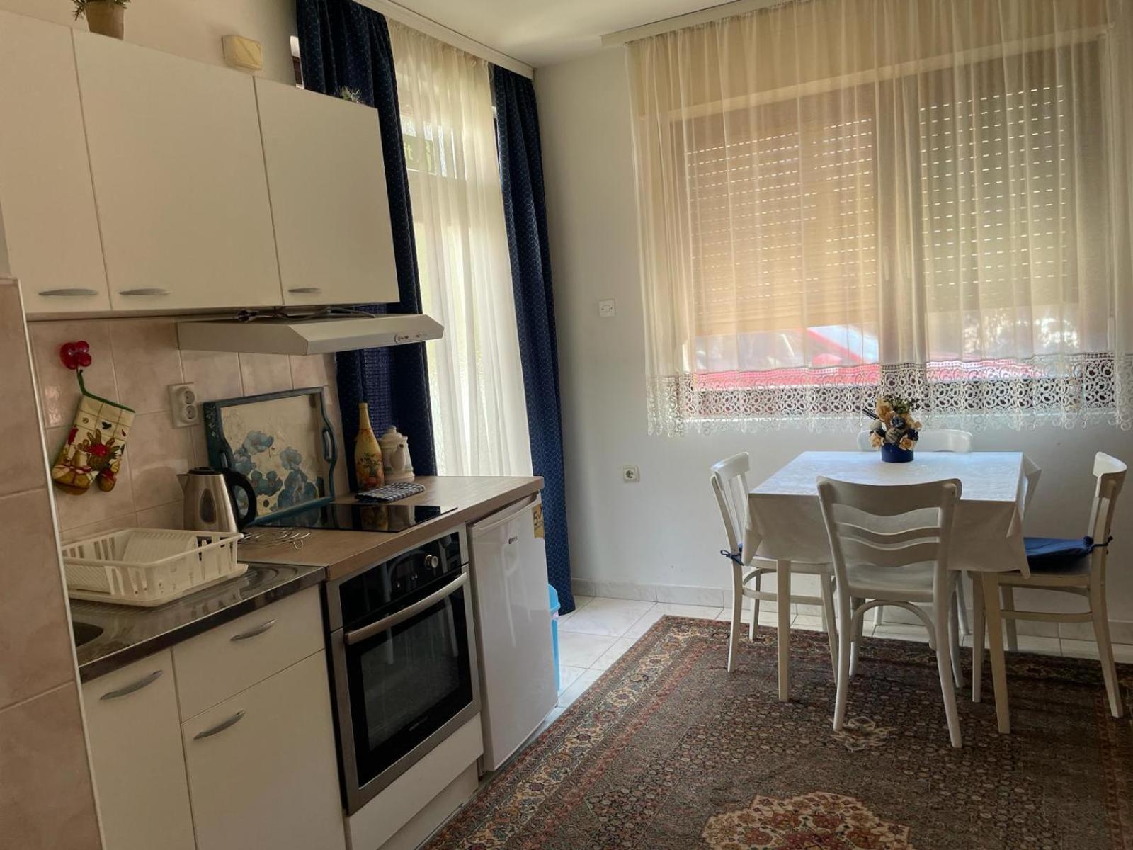 Nela Apartmani Ni المظهر الخارجي الصورة