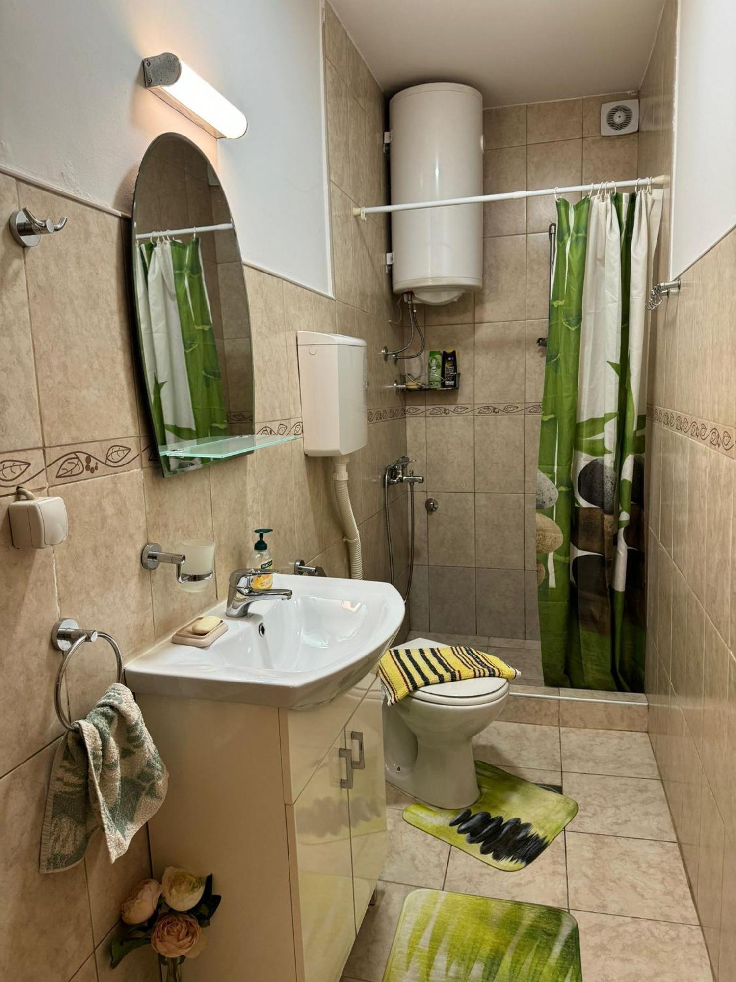 Nela Apartmani Ni المظهر الخارجي الصورة