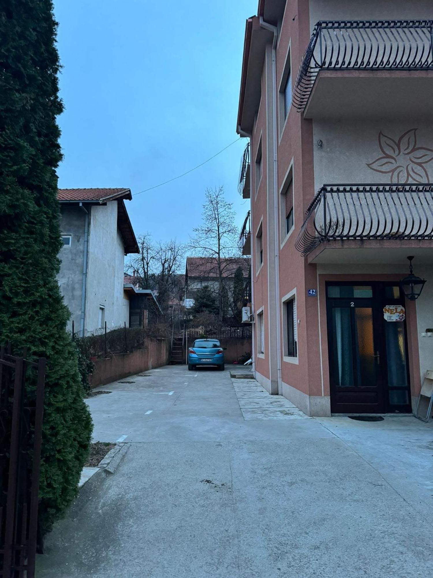 Nela Apartmani Ni المظهر الخارجي الصورة
