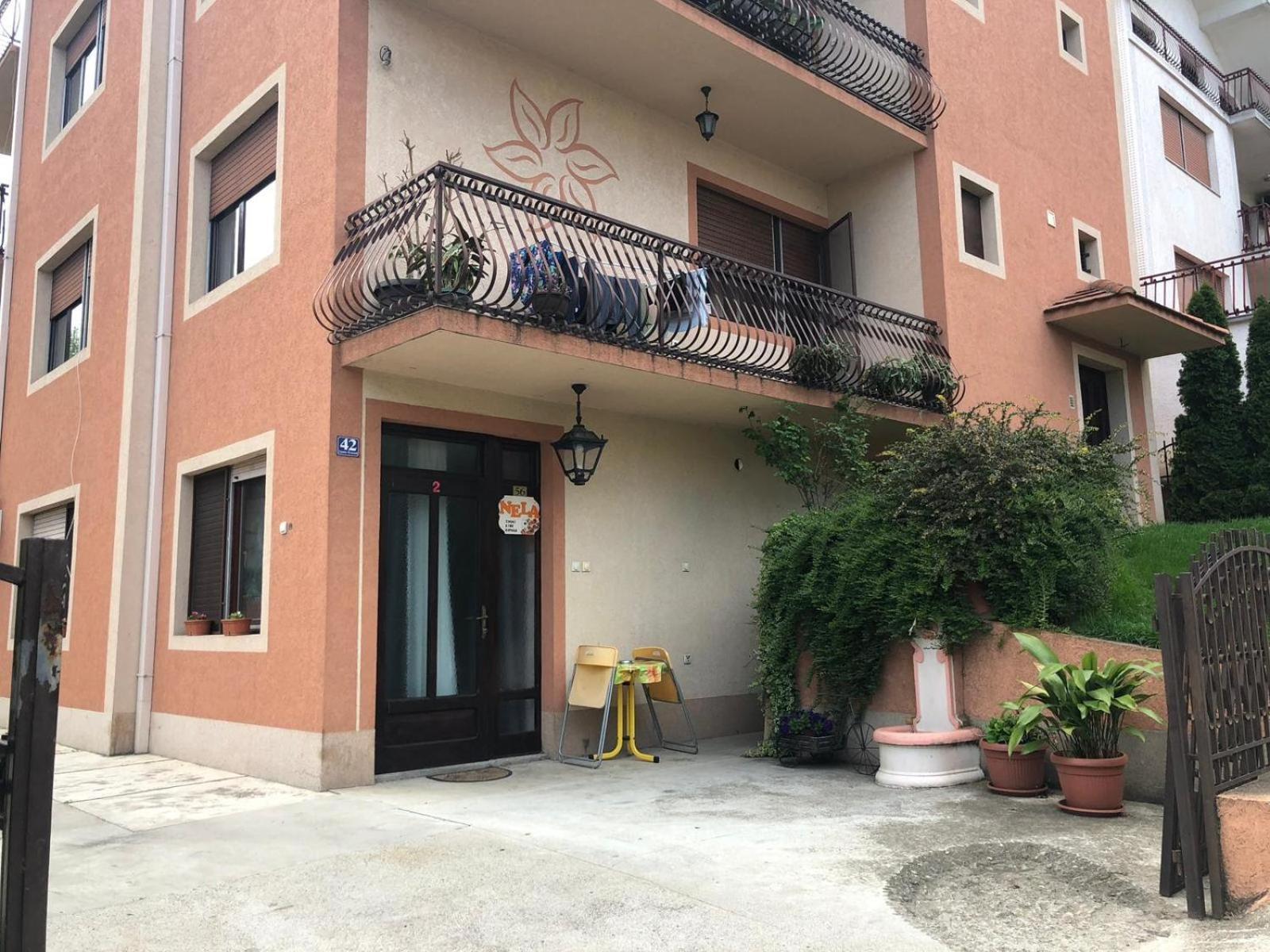 Nela Apartmani Ni المظهر الخارجي الصورة
