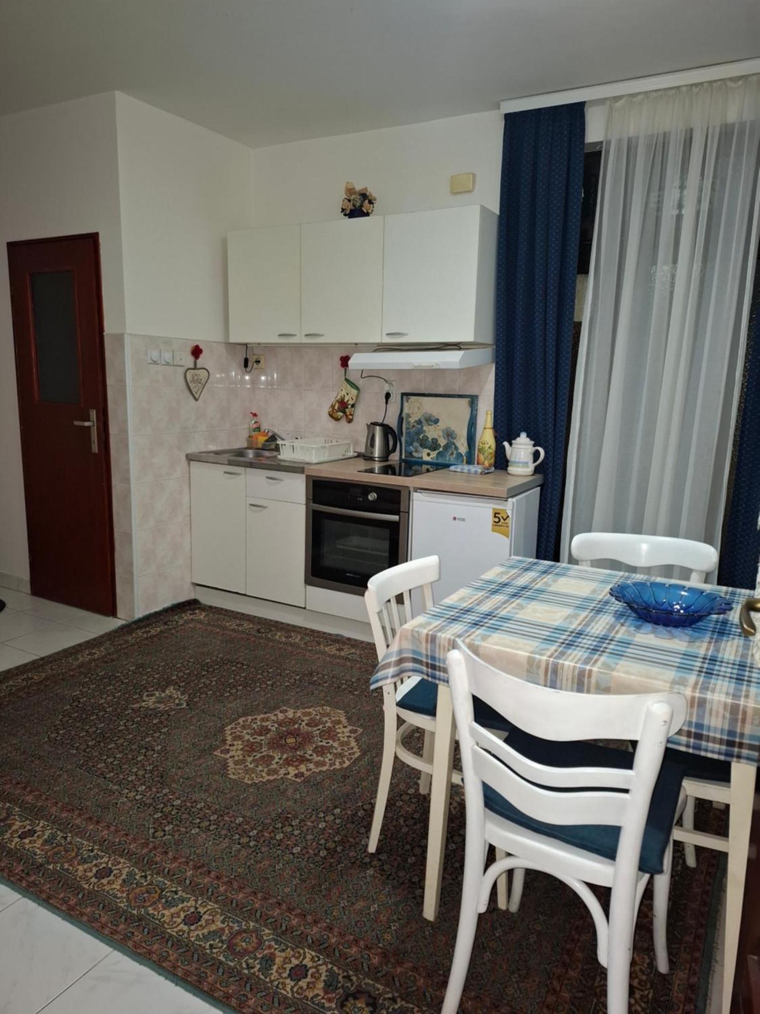 Nela Apartmani Ni المظهر الخارجي الصورة